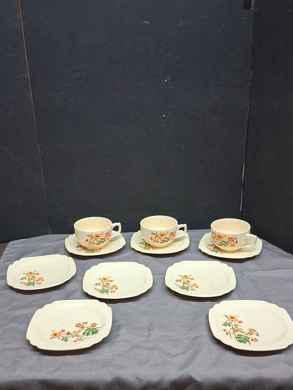 Vintage Homer Laughlin footed teacup and saucer set 1930-1940's-11 pc.